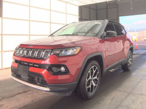 Used 2025 Jeep Compass Limited AWD/4WD image 1