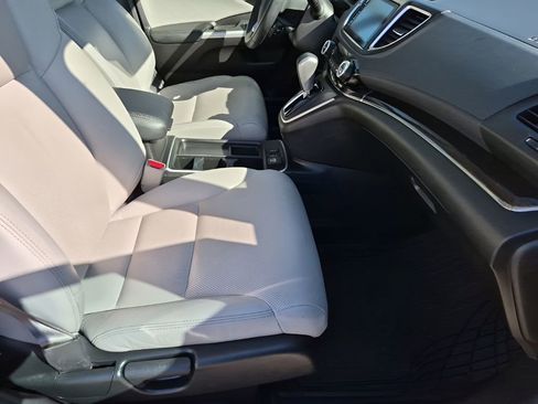 Used 2015 Honda CR-V Touring image 16