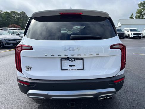 Used 2022 Kia Telluride SX w/ SX Prestige Package AWD/4WD image 4