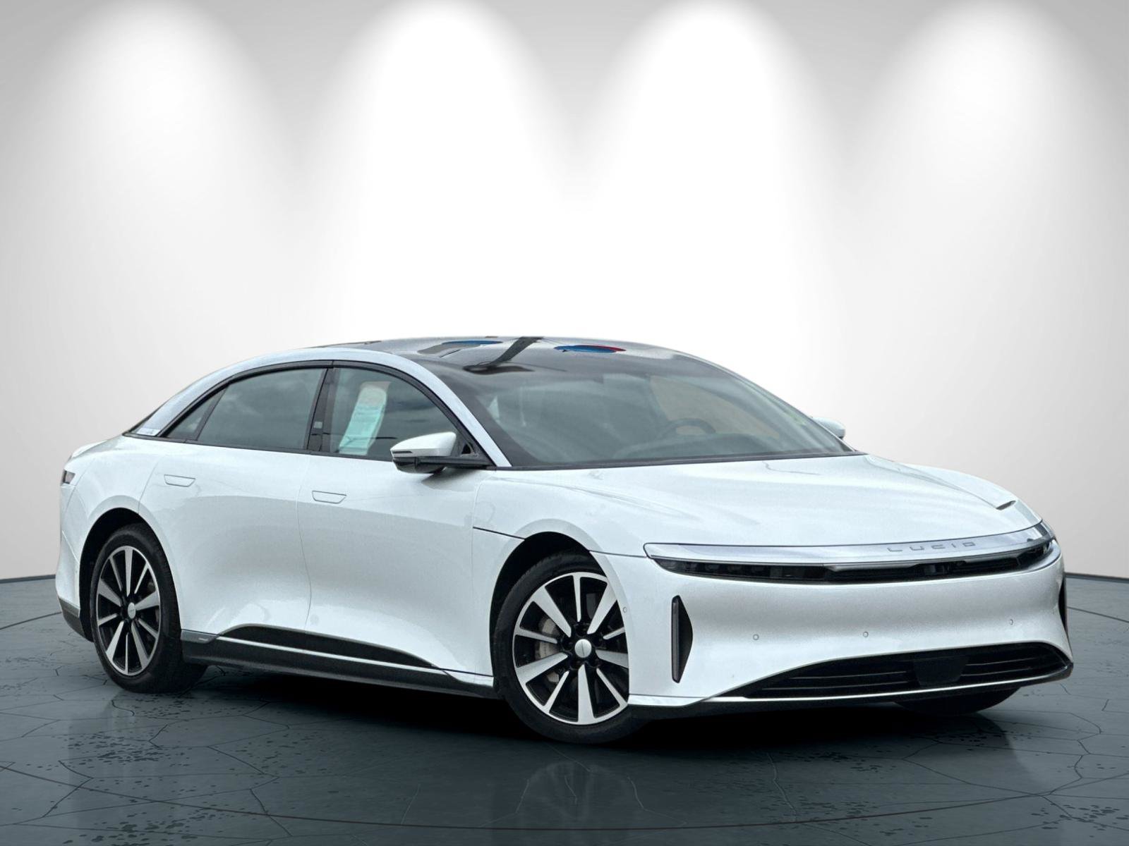 Used 2023 Lucid Air Touring AWD/4WD image 2