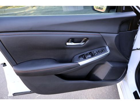 Used 2024 Nissan Sentra SR FWD image 23