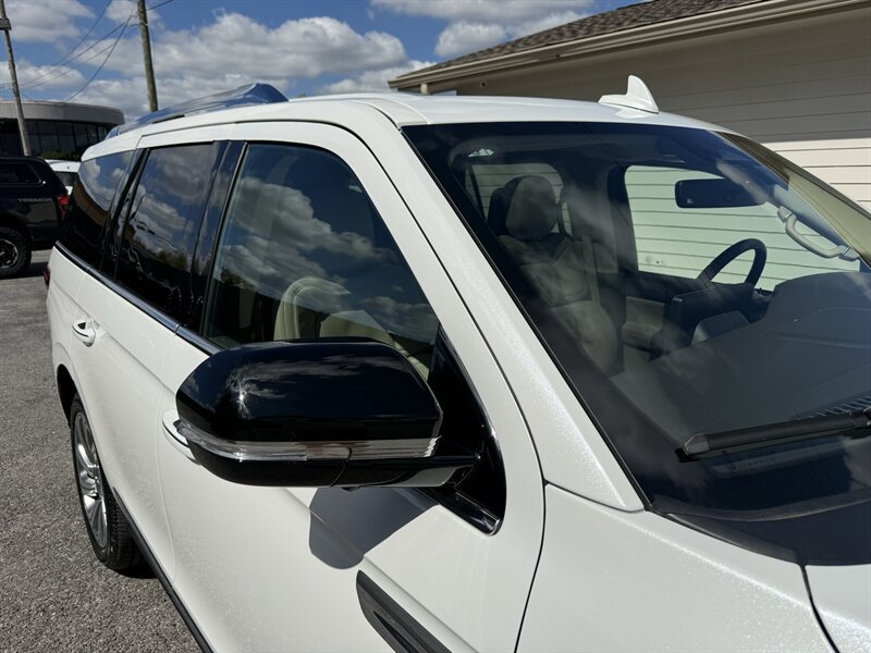 Used 2024 Lincoln Navigator Reserve AWD/4WD image 46