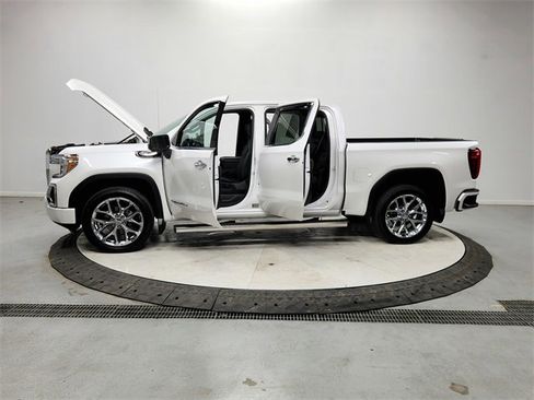 Used 2019 GMC Sierra 1500 Denali w/ Denali Ultimate Package image 12