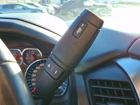 Used 2019 Chevrolet Tahoe LS image 15