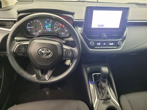 Used 2025 Toyota Corolla LE FWD image 22