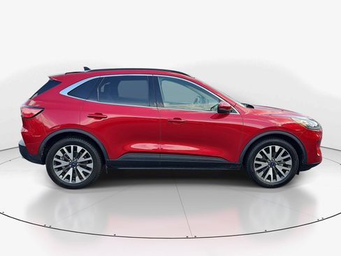 Used 2020 Ford Escape Titanium AWD/4WD image 2