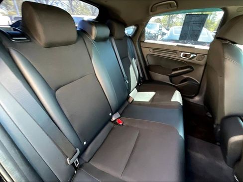 Used 2023 Honda Civic Sport image 36