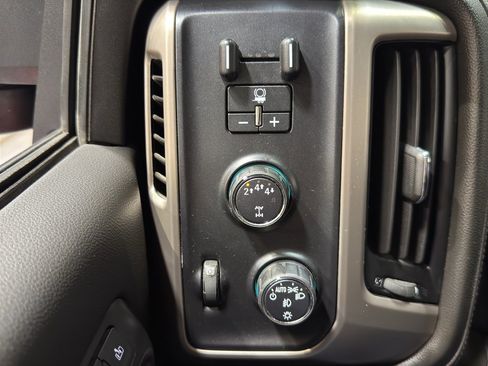 Used 2019 GMC Sierra 2500 Denali w/ Duramax Plus Package image 32