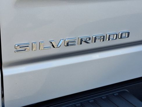 Used 2022 Chevrolet Silverado 1500 LT image 29