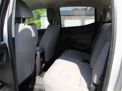 Used 2018 Chevrolet Colorado W/T w/ WT Convenience Package AWD/4WD image 23