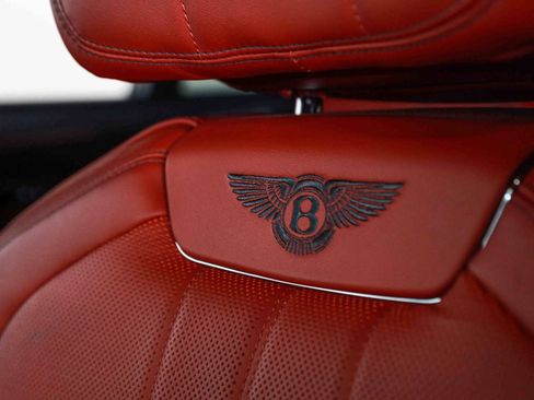 Used 2021 Bentley Flying Spur W12 AWD/4WD image 28