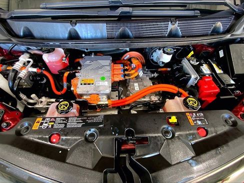 Used 2019 Chevrolet Bolt Premier w/ Infotainment Package image 9