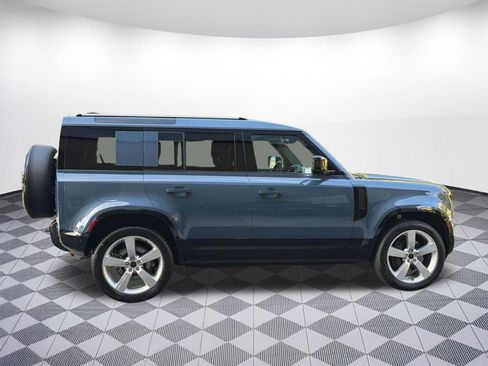 New 2026 Land Rover Defender 110 X-Dynamic SE AWD/4WD image 8
