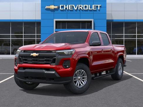 New 2026 Chevrolet Colorado LT w/ LT Convenience Package AWD/4WD image 6