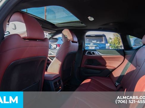 Used 2023 BMW i4 eDrive40 image 11