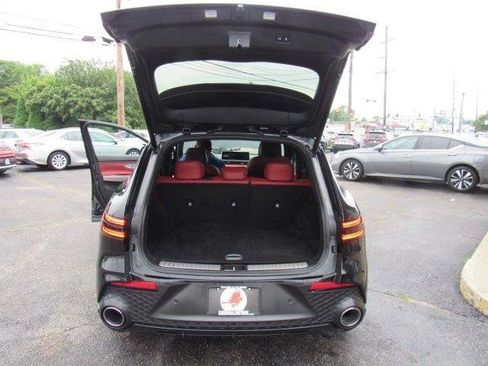 Used 2022 Genesis GV70 2.5T w/ Sport Prestige Package AWD/4WD image 37