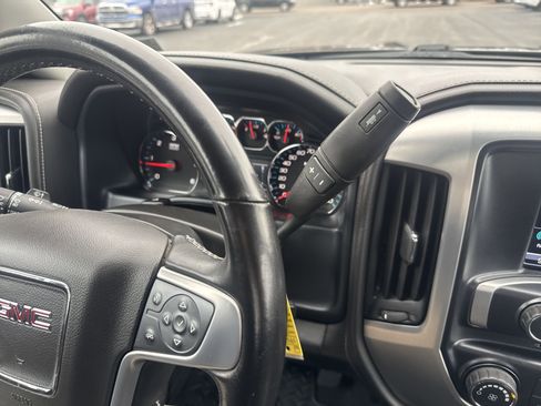 Used 2019 GMC Sierra 1500 SLE image 24