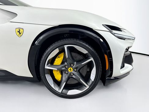 Certified 2025 Ferrari Purosangue image 27