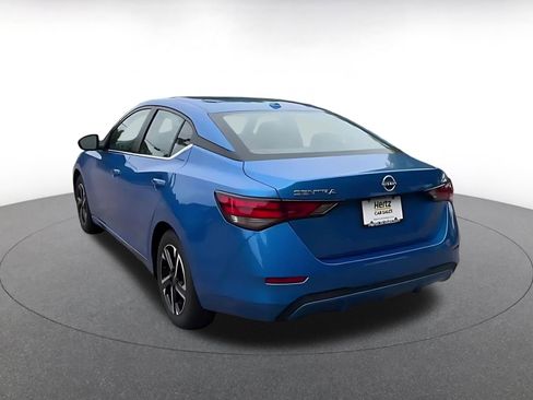 Used 2025 Nissan Sentra SV FWD image 11