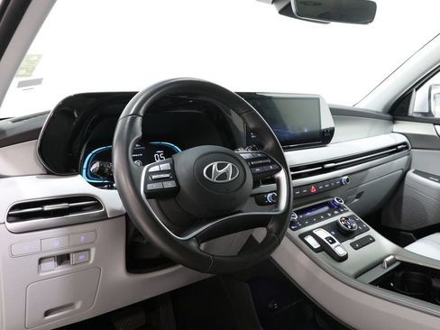 Used 2025 Hyundai Palisade SEL AWD/4WD image 14
