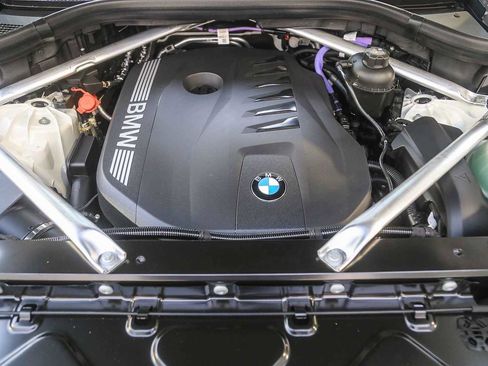 New 2026 BMW X5 sDrive40i image 23