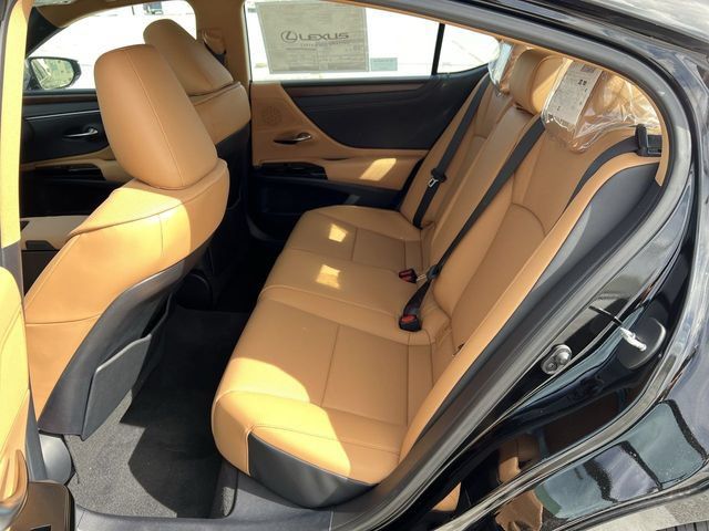 Used 2024 Lexus ES 350 w/ Premium Package FWD image 23
