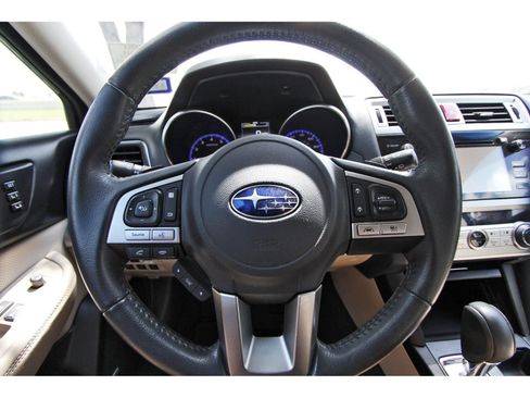 Used 2017 Subaru Outback 2.5i Limited AWD/4WD image 13