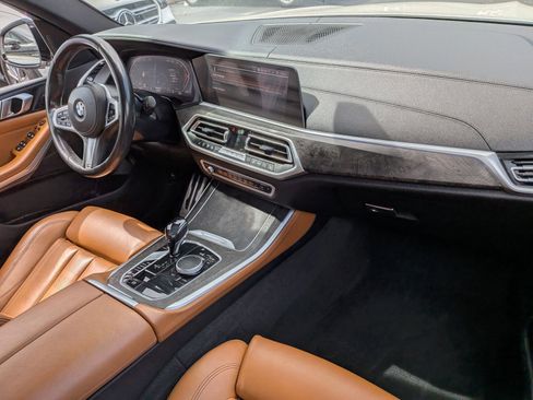 Used 2021 BMW X5 sDrive40i w/ M Sport Package RWD image 19