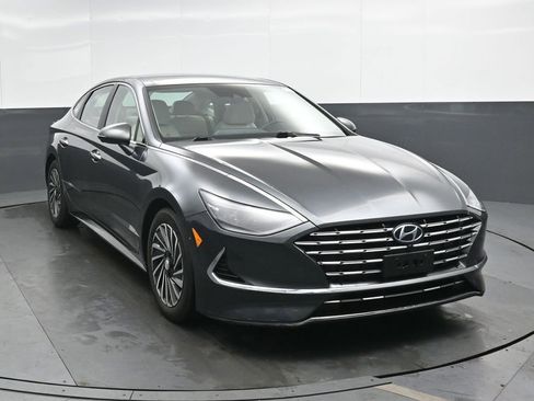 Certified 2023 Hyundai Sonata Limited w/ Cargo Package image 5