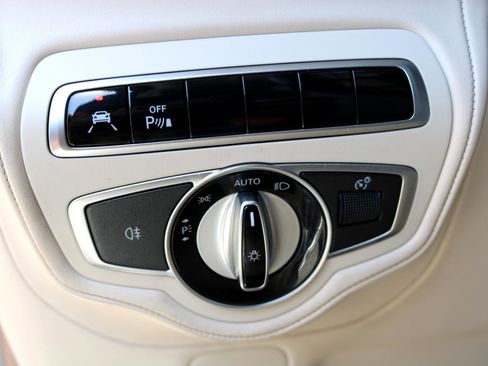 Used 2021 Mercedes-Benz G 63 AMG AMG G 63 4MATIC SUV image 24