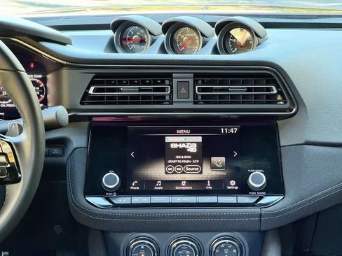 Used 2024 Nissan Z Sport w/ Floor Mat Package image 36