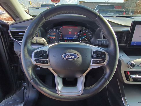 Used 2023 Ford Explorer XLT w/ Equipment Group 202A image 17