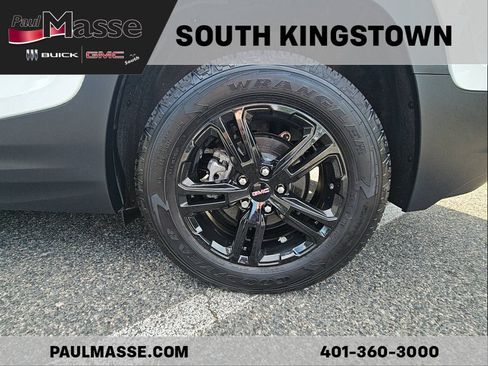 Used 2024 GMC Terrain AT4 w/ Infotainment Package II AWD/4WD image 9