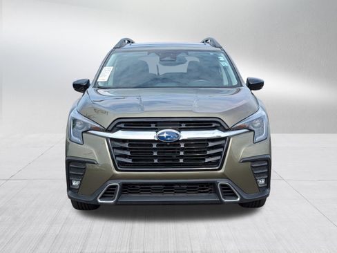Used 2025 Subaru Ascent Touring w/ Popular Package #2 AWD/4WD image 2