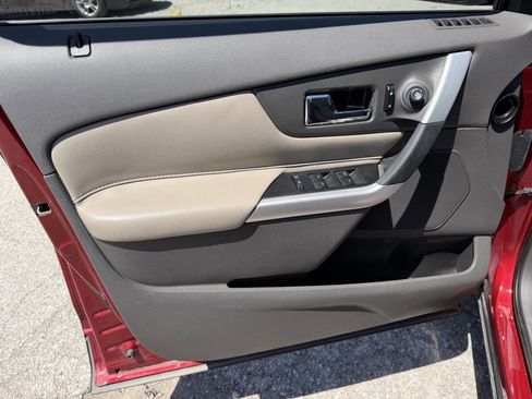 Used 2013 Ford Edge Limited AWD/4WD image 12