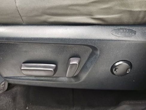 Used 2018 Toyota Tundra SR5 w/ TRD Off Road Package image 16