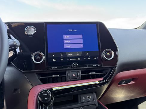New 2026 Lexus NX 350 AWD image 27