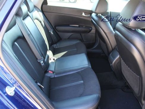 Used 2019 Kia Optima S image 11