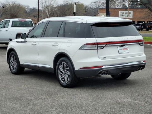Used 2022 Lincoln Aviator AWD w/ Class IV Trailer Tow Package image 7