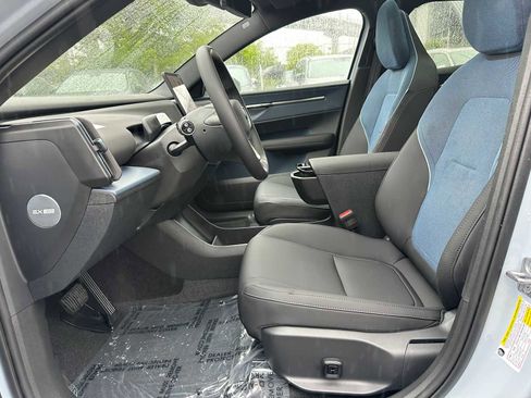 New 2026 Volvo EX30 Ultra w/ Protection Package Premier AWD/4WD image 19
