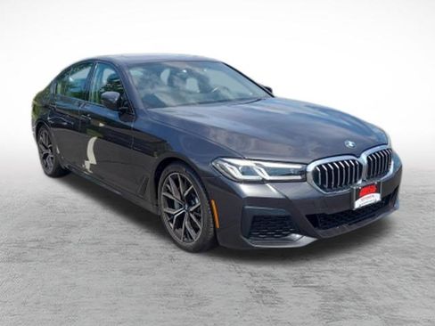 Used 2023 BMW 530i xDrive w/ M Sport Package AWD/4WD image 3