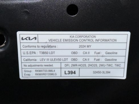 Used 2024 Kia Telluride EX w/ EX Captain's Chair Package FWD image 40