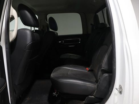 Used 2017 RAM 3500 Laramie w/ Convenience Group image 9