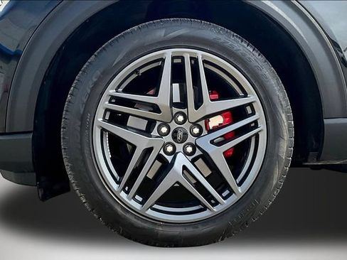 Used 2025 Ford Explorer ST AWD/4WD image 33