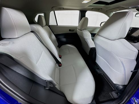 Used 2024 Toyota Corolla Cross LE w/ Moonroof Package AWD/4WD image 25