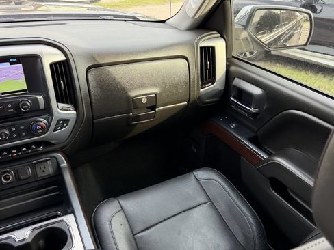 Used 2018 GMC Sierra 1500 SLT AWD/4WD image 16