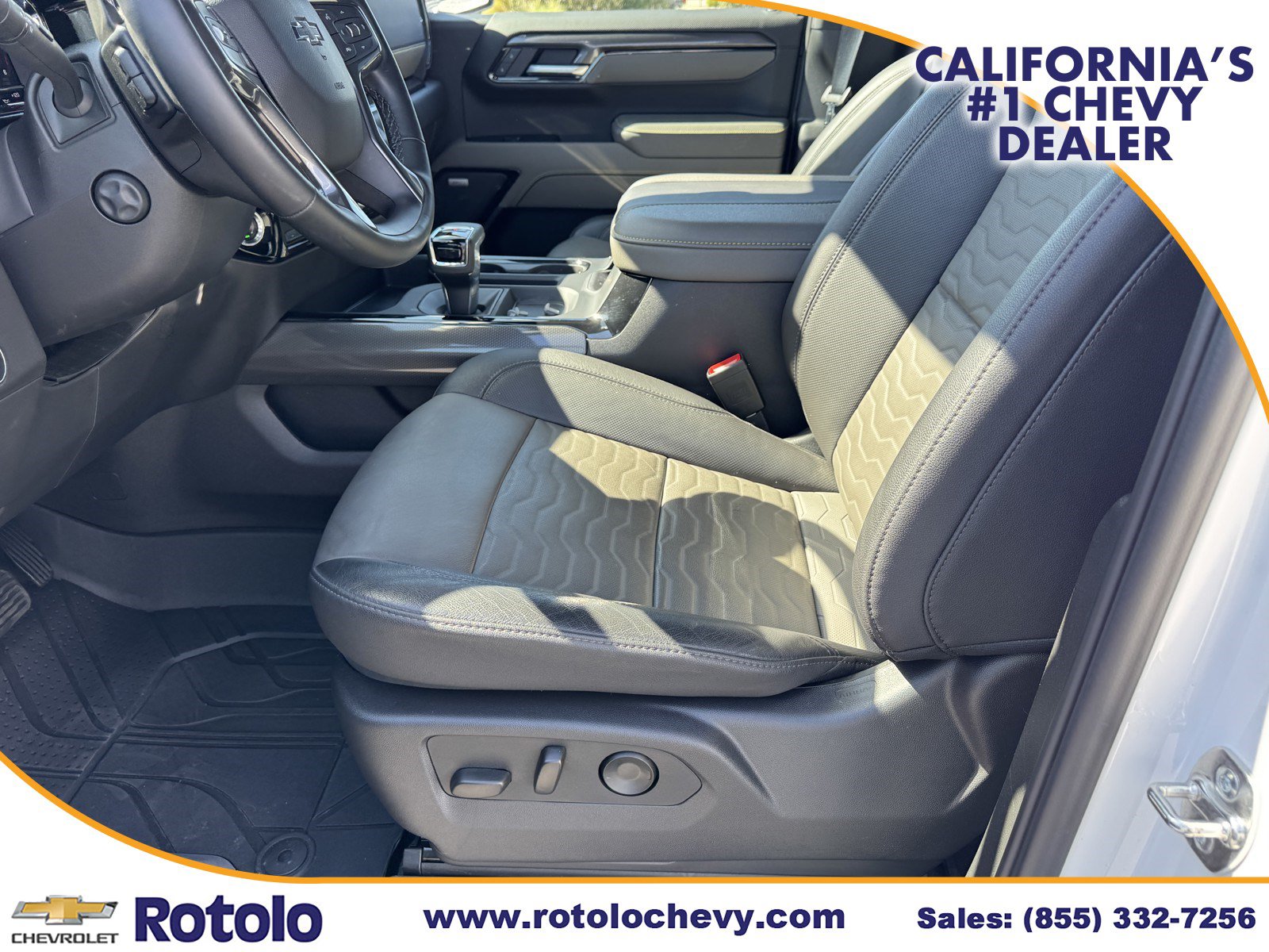 Used 2025 Chevrolet Silverado 1500 ZR2 w/ Technology Package AWD/4WD image 16