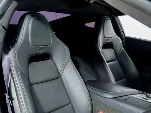 Used 2016 Chevrolet Corvette Z06 w/ 3LZ Preferred Equipment Group image 25