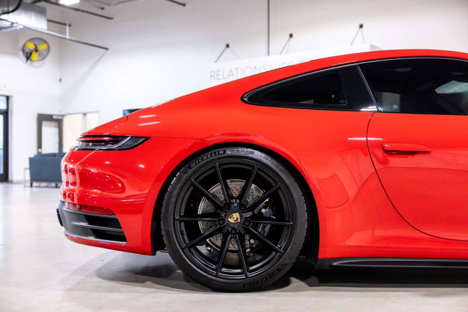 Used 2024 Porsche 911 Carrera RWD image 24