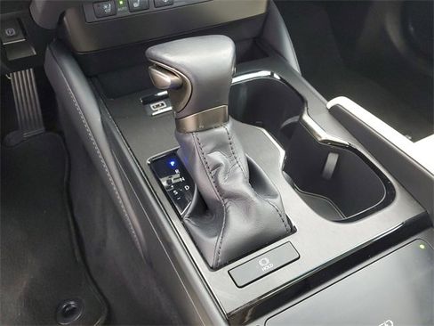 Used 2023 Lexus ES 350 image 31